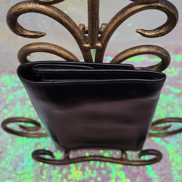 Christian Dior Black Leather Compact Wallet - Picture 4 of 13